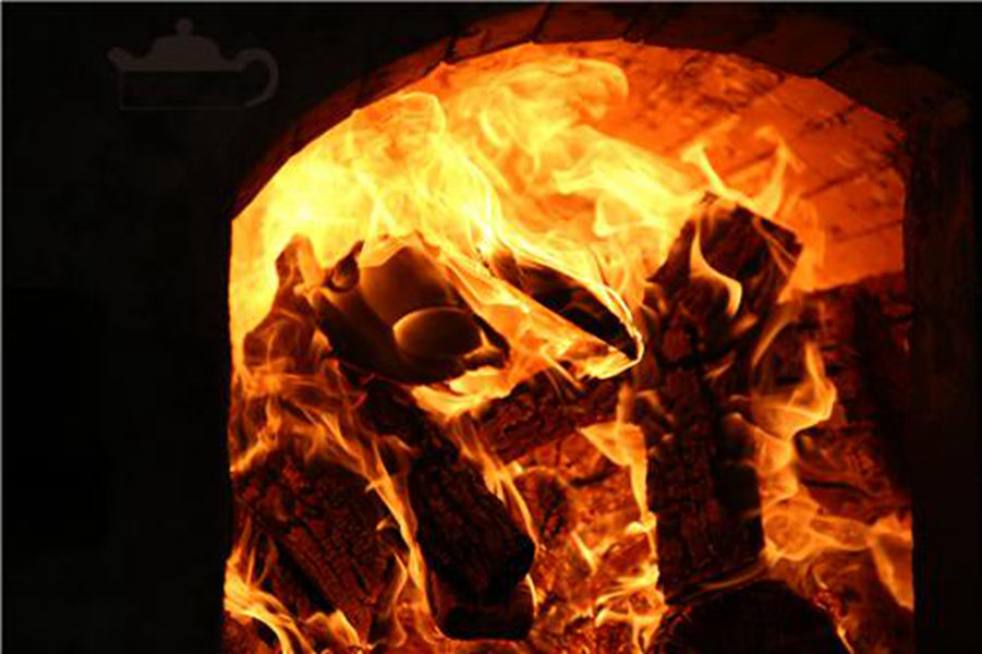 古代柴燒，目前正慢慢消失